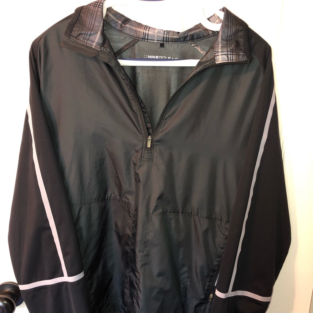 Nike half-zip